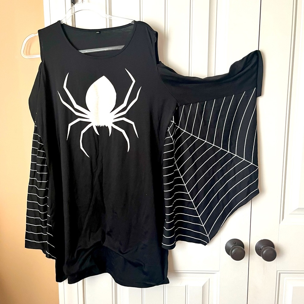 Cold shoulder spiderweb shirt with sparkle spiderweb leggings